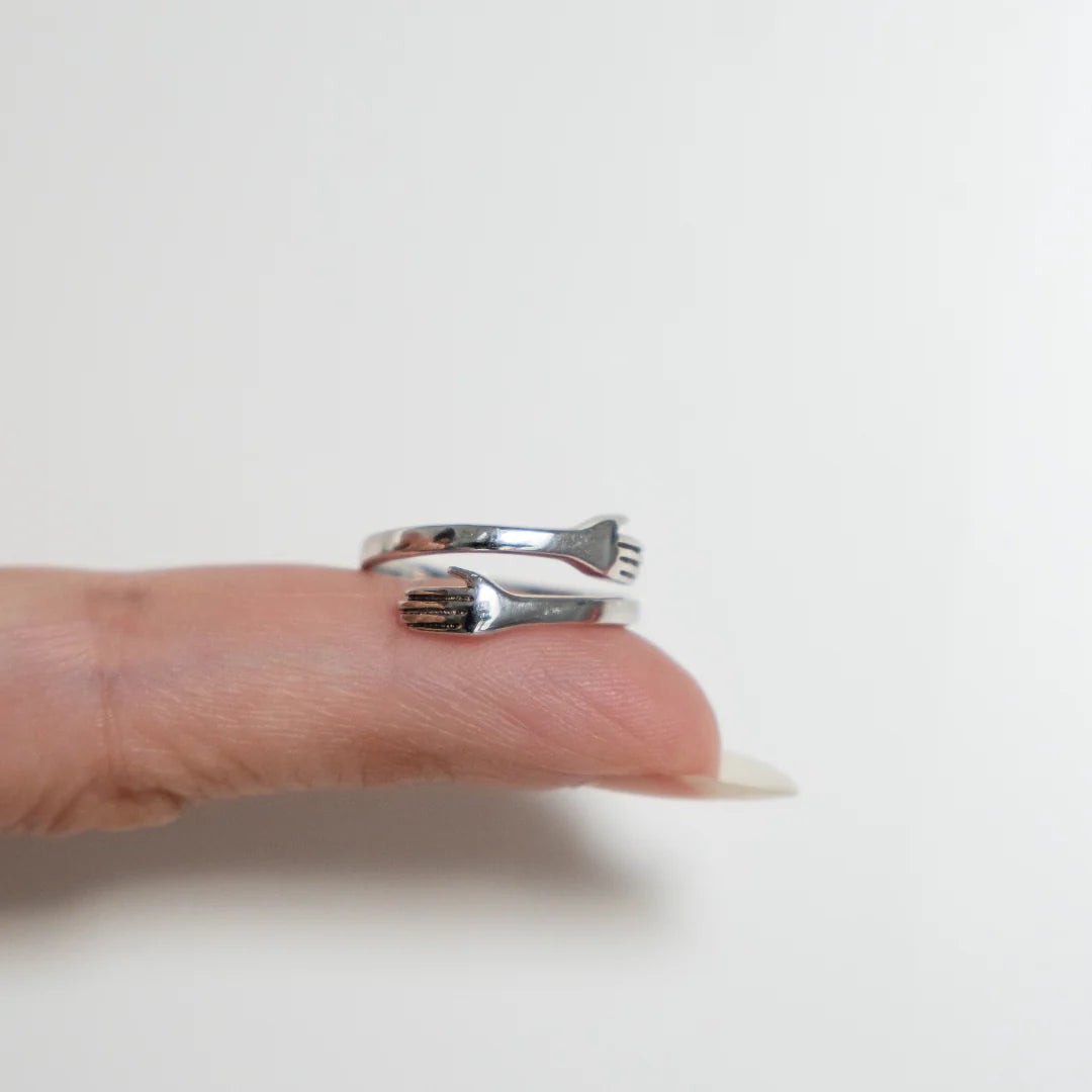 Anillo Abrazo Eterno