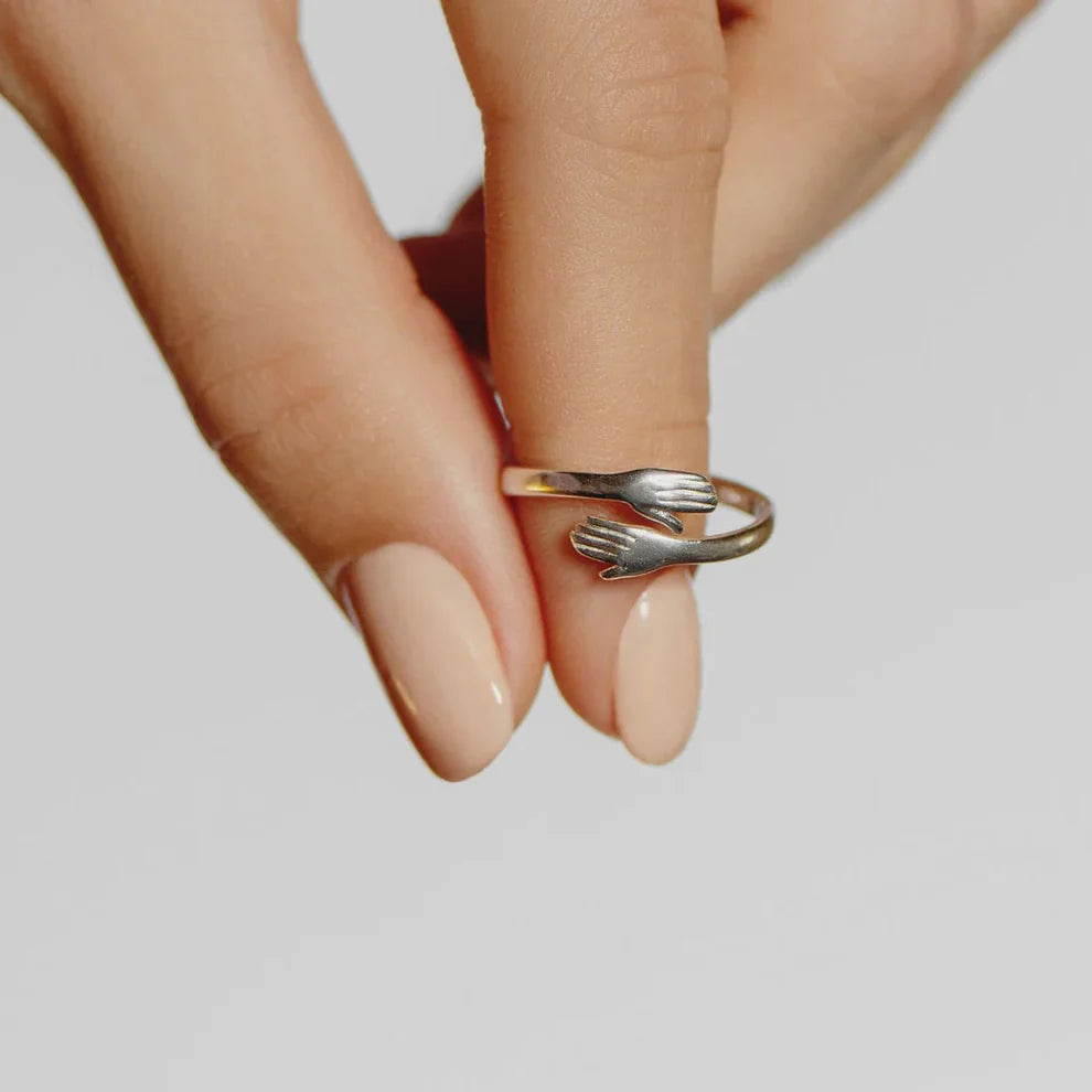 Anillo Abrazo Eterno